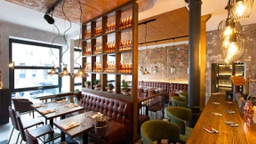 Grüne-Soße-Bier, Überraschungsmenü, Kumru