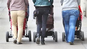 Erste Zahlungen für Mütterrente ab Mitte August