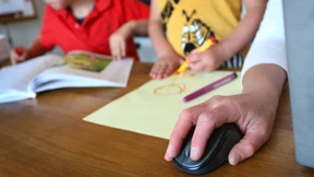 Sind Kinder weniger infiziert als Erwachsene?