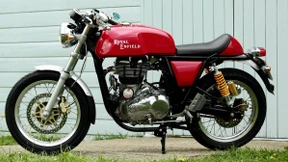 Der rote Einsitzer aus Indien