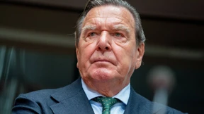 „Schröder hat jedes Gespür für Anstand verloren“