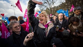 Pfiffe, Blut  und Tränen