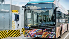 Eigene Wasserstofftankstelle für Frankfurter Stadtbusse