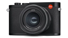 Die Revolution frisst ihren Toast beim Knipsen