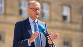 Merz kritisiert Lauterbach