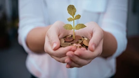 Berufseinsteiger, spart mehr!