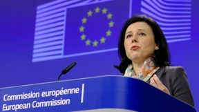 EU-Justizkommissarin fordert Aufklärung von Facebook