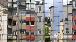 Suche zwei Zimmer, biete vier