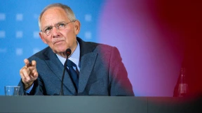 Schäuble warnt vor Flüchtlings-„Lawine“
