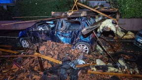 Mehrfamilienhaus geräumt, Schulen zu, Flüge verspätet