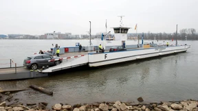 Fährbetrieb und Zusatzzüge über den Rhein entfallen