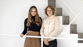 Doppelspitze im Portikus