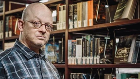 Wie wird man eigentlich Bestsellerautor?  | Im Interview: Timur Vermes