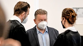 Unternehmer soll Waren ohne Genehmigung nach Russland ausgeführt haben