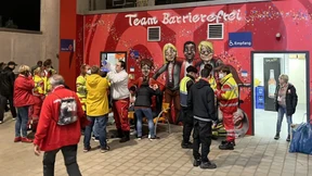 Dutzende Fans nach Pfeffersprayeinsatz behandelt