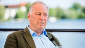 Ein Mann passt sich an