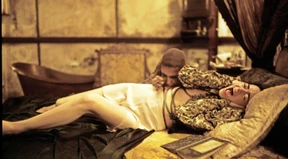 Giorgos Lanthimos und Emma Stone gegen den Gegenwartsjammer