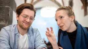 Obdachloser trifft Akademiker