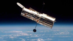 Wie schnell dehnt sich das All denn nun aus?