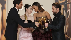 Ein Tanz für Bond, ein Hoodie im Saal und Tränen für die Mama