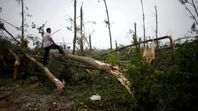 Fast 100 Tote und 800 Verletzte nach Tornados in China