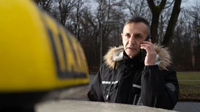 „Hier stimmt etwas nicht“ – Taxifahrer enttarnt Schockanruf