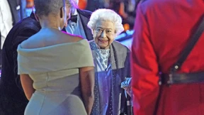 Königin Elisabeth II. präsentiert sich in guter Form