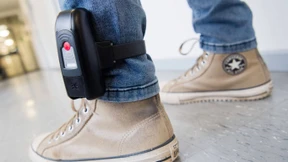 Sexualstraftäter in Stralsund schaltet Fußfessel ab