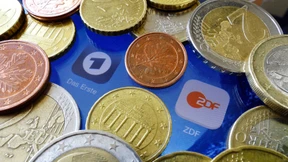 Komisch, wo all die Milliarden herkommen