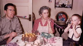 Rote Bäckchen, dicke Hose?