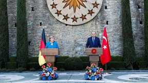 Merkel spricht bei Erdoğan Lage deutscher Häftlinge an