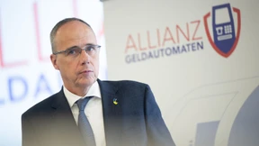 Innenminister Beuth fordert mehr Schutz