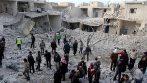 Assad lässt weiterhin Aleppo bombardieren