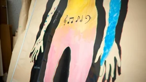 Das dünne Mädchen wurde ihr auf Tiktok vorgeschlagen