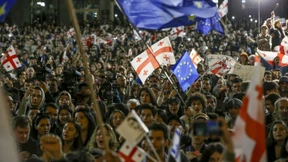 Tausende protestieren in Tiflis gegen „russisches Gesetz“