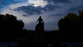 Der im Trüben fischt