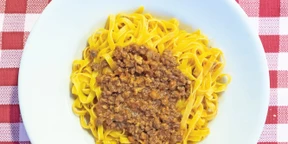 Küchenakademie passt Originalrezept für Bolognese an