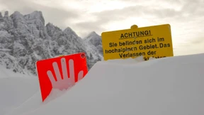 Mutter und Kind sterben bei Lawinenunglück 