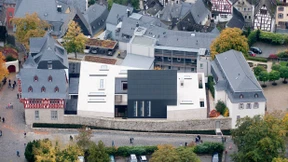 Reich wie eine Kirchenmaus