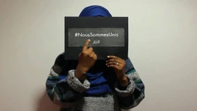 Muslimische Studenten bieten Terroristen die Stirn