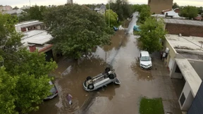 Mindestens 13 Tote durch heftige Unwetter an Argentiniens Küste