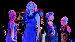 Bis der letzte Vorhang fällt