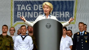 Von der Leyen will keine Handwaffen mehr anfassen lassen
