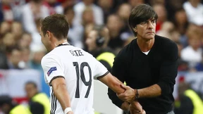 Löw hält an Özil und Müller fest