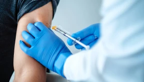 Großbritannien lässt Corona-Impfstoff zu