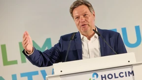 Habeck: Bin jetzt auch „Rüstungsindustrieminister“