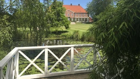 Schlupfloch ins richtige Leben