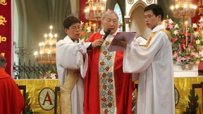 Das Kreuz mit der Bischofsweihe