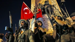 Lebenslange Haft für Putsch-Offiziere