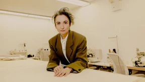 Veronica Leoni hat die richtige Attitude